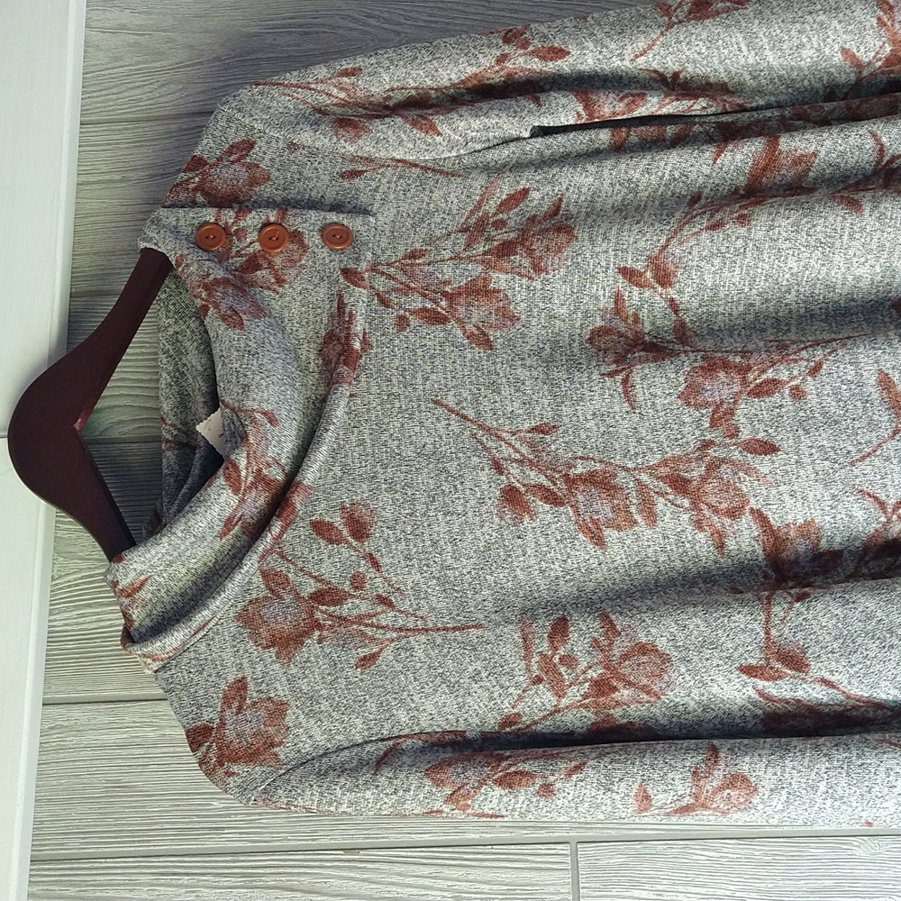 LTX Sportswear USA. Floral dress, size Small New Never worn.